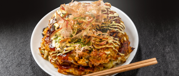 Okonomiyaki – Η παραδοσιακή αλμυρή τηγανίτα της Ιαπωνίας